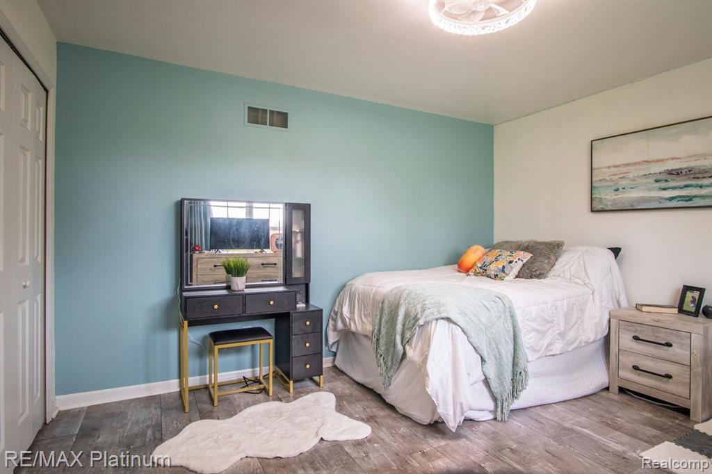 8313 Mill Pointe Court, Goodrich Vlg, MI — Photo 23