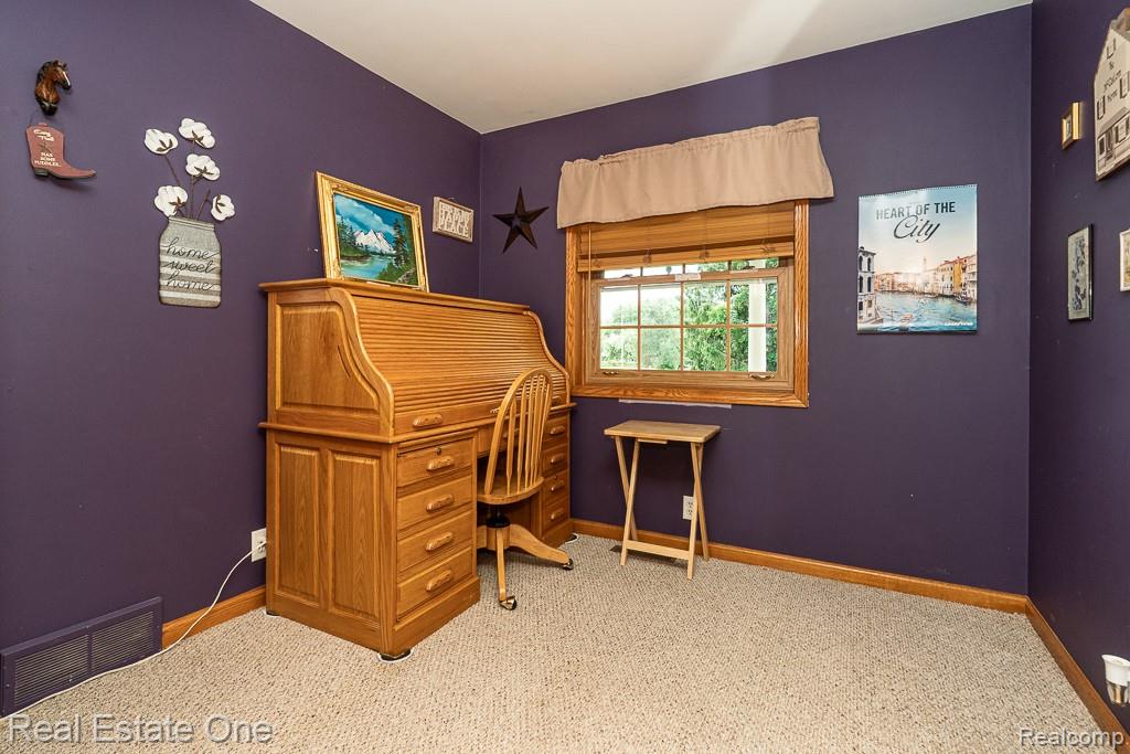 58900 12 Mile Road, New Hudson, MI 48165 — Photo 14
