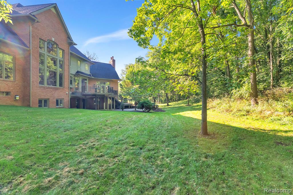 5779 Pinecrest Estates Drive, Ann Arbor, MI 48105 — Photo 66