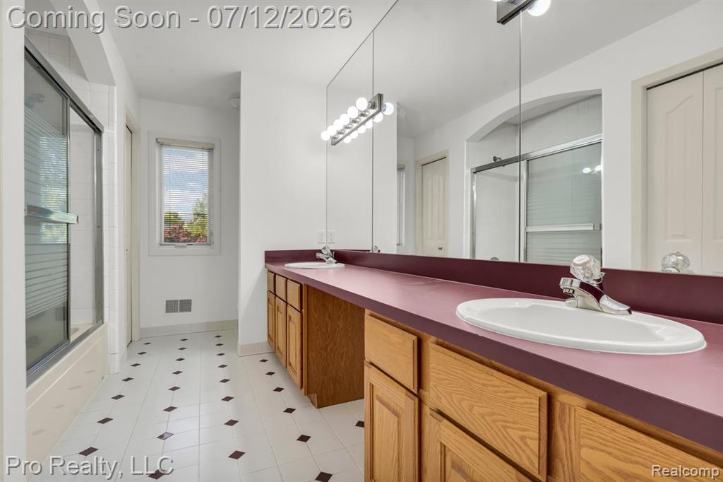 13838 Fawn Woods Court, Plymouth, MI 48170 — Photo 26