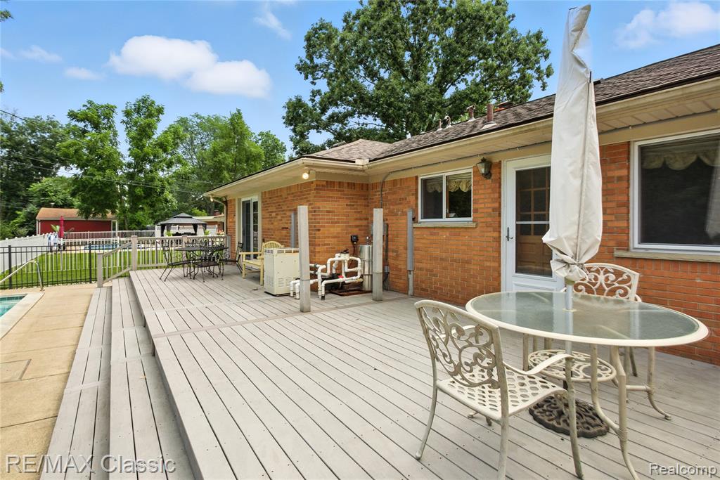 415 Booth Road, Troy, MI 48085 — Photo 29