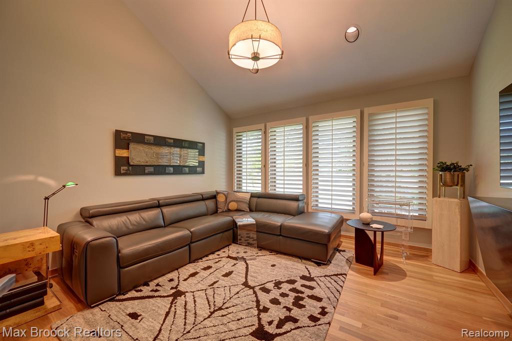6324 ROSE Boulevard, West Bloomfield, MI — Photo 22