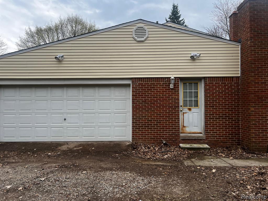 845 ALLSTON Drive, Rochester Hills, MI 48309 — Photo 19