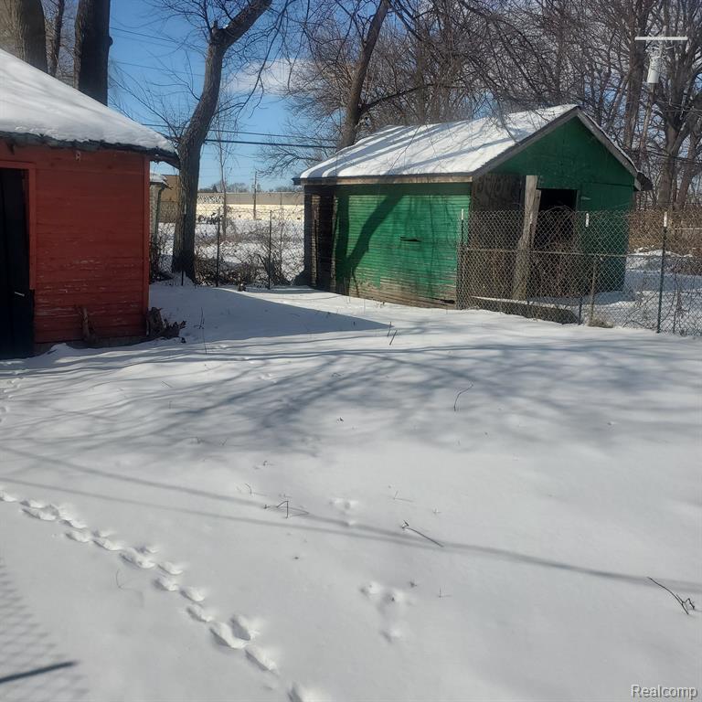 8229 Carlin, Detroit, MI 48228 — Photo 3
