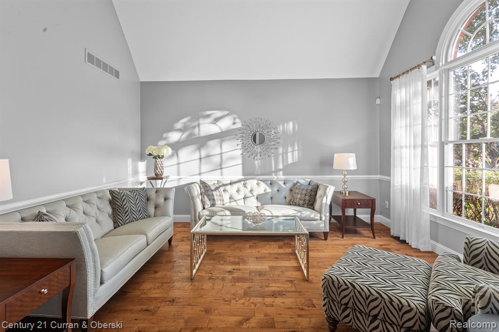 15892 CRYSTAL DOWNS E, Northville, MI 48168 — Photo 12