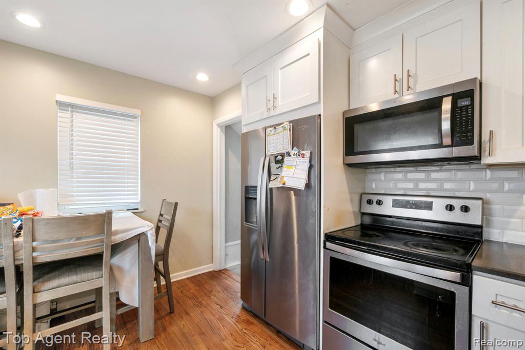 9903 Ruth Avenue, Allen Park, MI 48101 — Photo 3