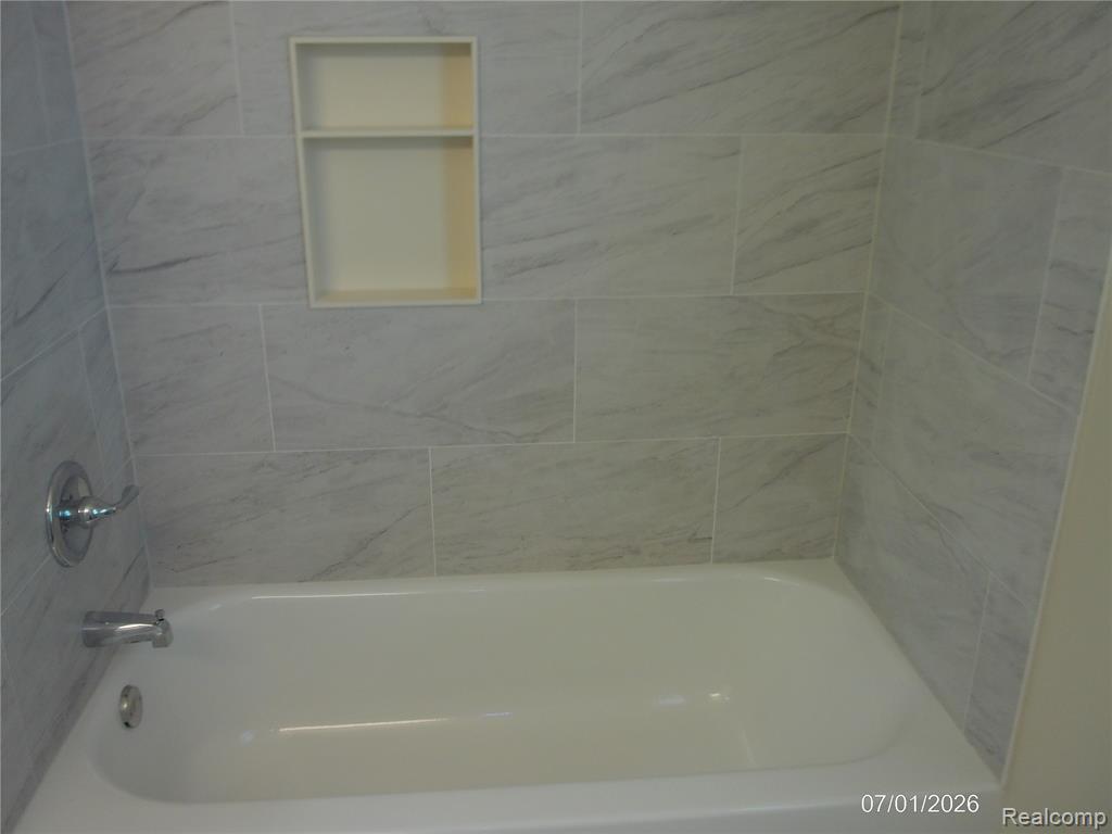 7535 REPUBLIC Avenue, Warren, MI 48091 — Photo 5
