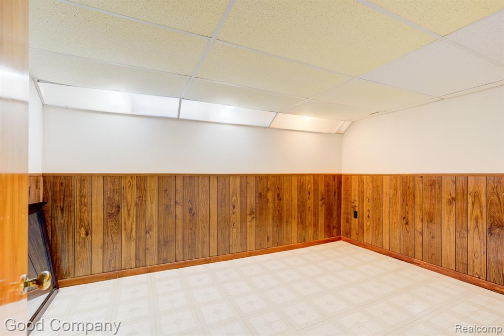4708 Woodland Avenue, Royal Oak, MI 48073 — Photo 34