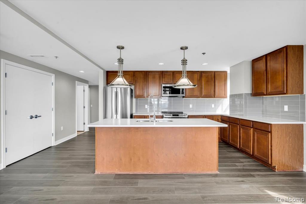 525 W Lafayette Boulevard, 18E, Detroit, MI 48226 — Photo 12