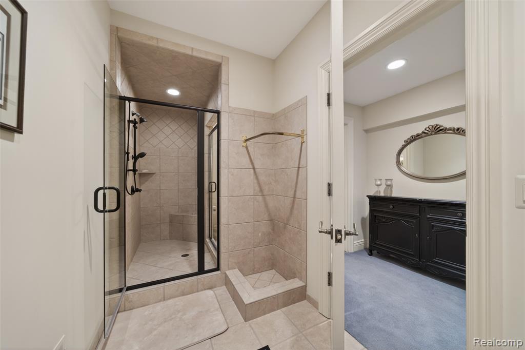 6265 Dakota Circle, Bloomfield Hills, MI 48301 — Photo 47