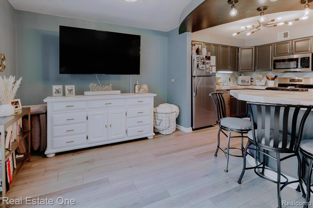 430 Fox Hills Drive N, A-1, Bloomfield Hills, MI 48304 — Photo 21