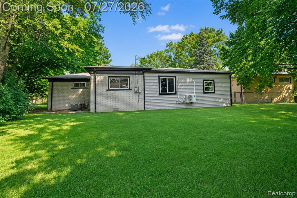 1558 Andrea Street, Ypsilanti, MI 48198 — Photo 31