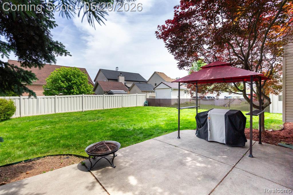 24227 Brentwood Drive, Trenton, MI 48183 — Photo 33