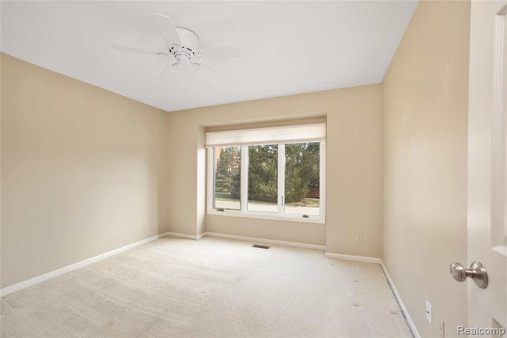 16807 Country Knoll Drive, Northville, MI 48168 — Photo 12