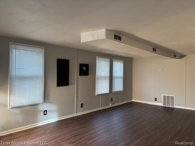 6357 DENTON Road, Belleville, MI 48111 — Photo 2