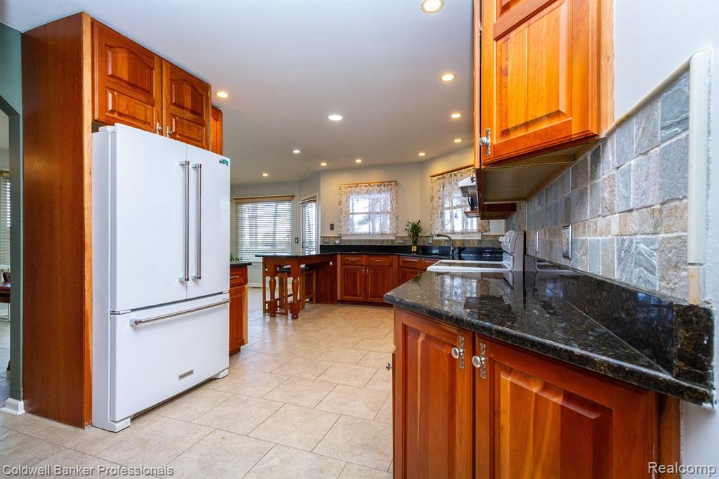 811 RAMSGATE Lane, Oxford, MI 48371 — Photo 10