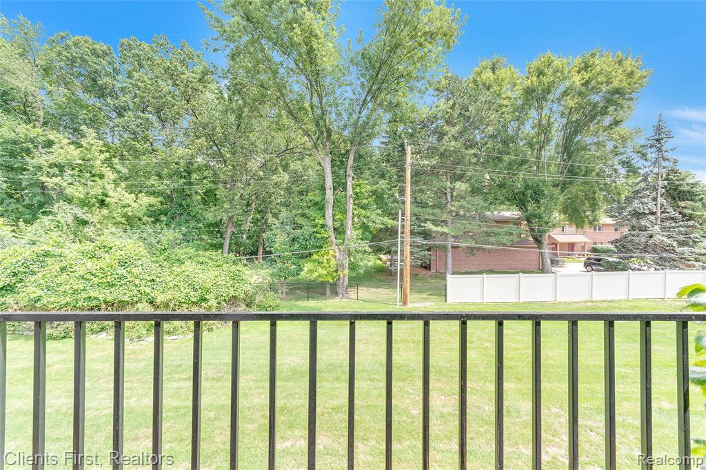 7570 WOODVIEW Street, Westland, MI — Photo 6