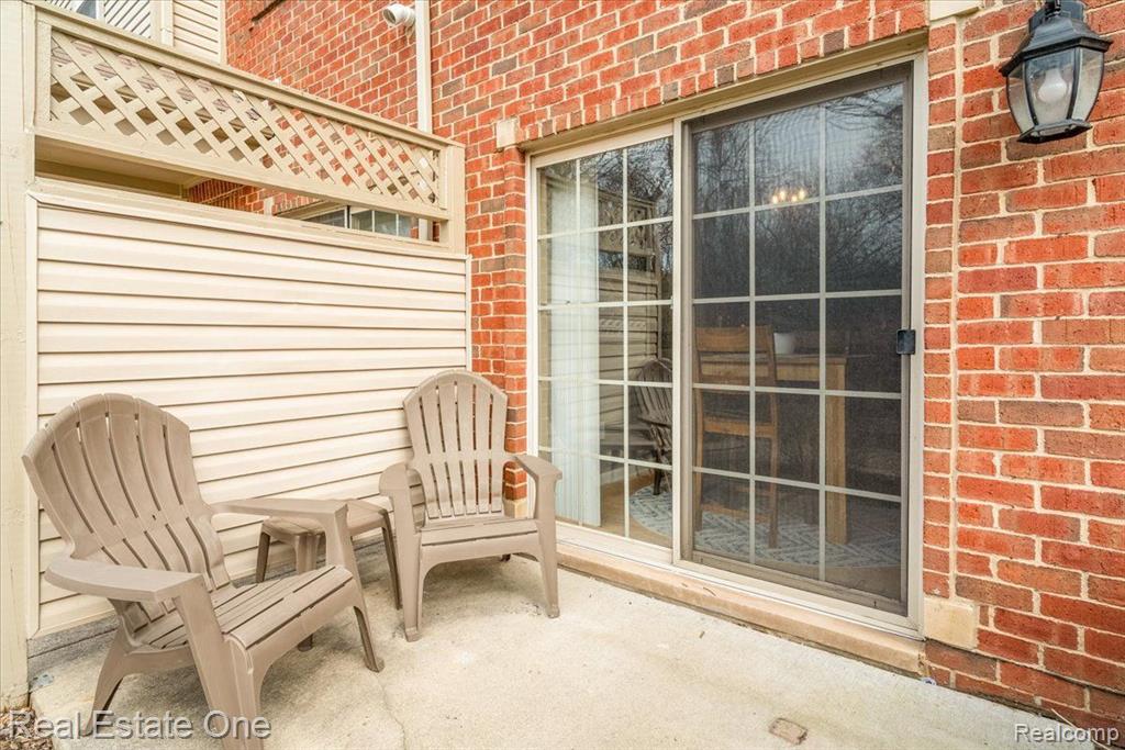 39492 ROCKCREST Lane, Northville, MI 48168 — Photo 4