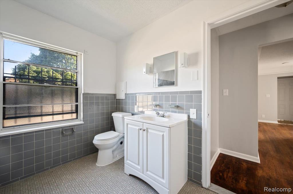 5500 Chalmers Street, Detroit, MI 48213 — Photo 13
