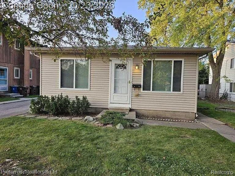 1470 Junction Street E, Plymouth, MI 48170