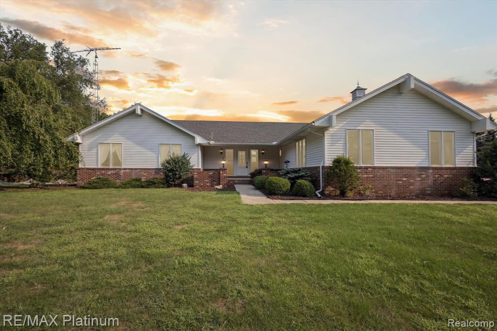 11522 Roberts Road, Stockbridge, MI 49285 — front exterior