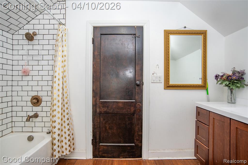 30 Lawrence Street, Detroit, MI 48202 — Photo 36