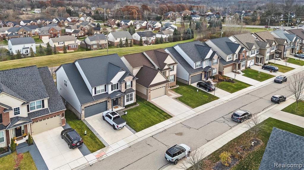 4882 E Stonegate Circle, Lake Orion, MI — Photo 42