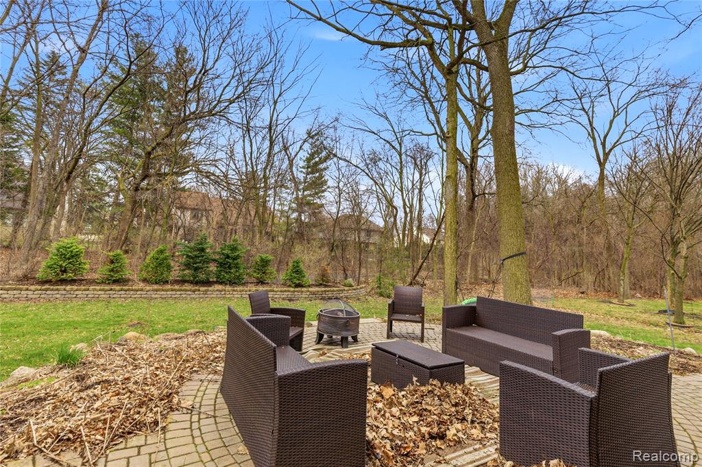 54126 Scarboro Way, Shelby Twp, MI 48316 — Photo 56