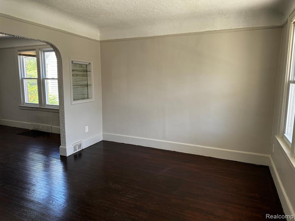 6787 RUTHERFORD Street, Detroit, MI 48228 — Photo 3