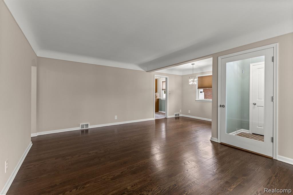 9280 REECK Road, Allen Park, MI 48101 — Photo 13