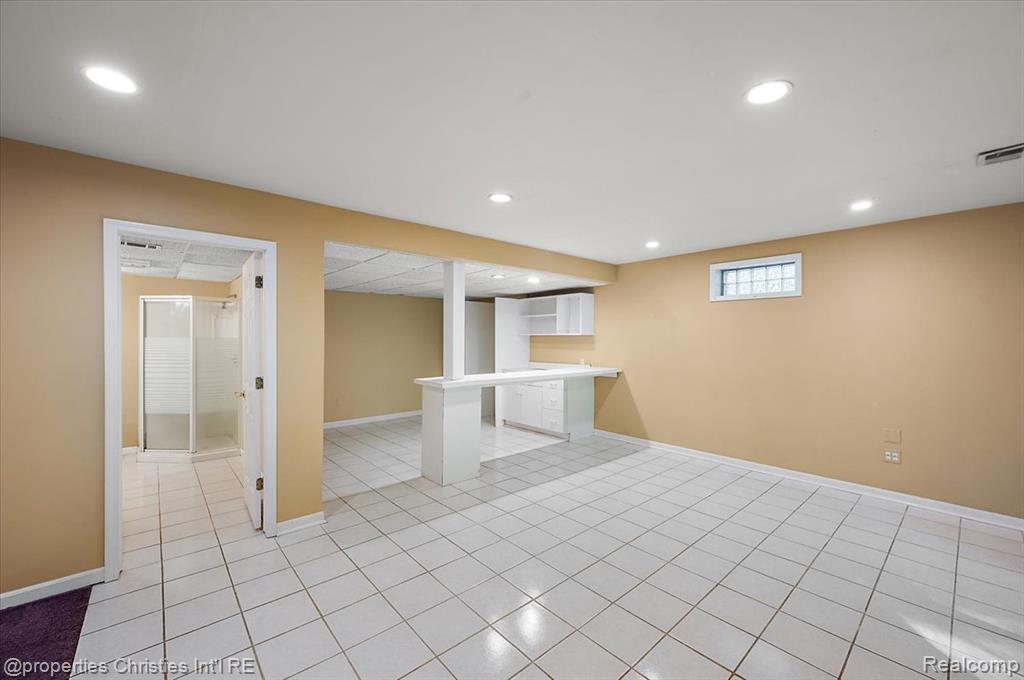 6835 High Ridge Road, West Bloomfield, MI 48324 — Photo 55