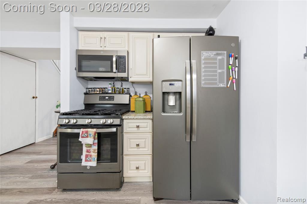 29540 Edward Drive, Inkster, MI 48141 — Photo 13