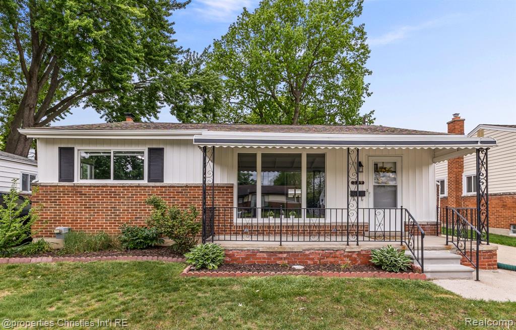 309 Sonia Avenue, Madison Heights, MI 48071 — front exterior