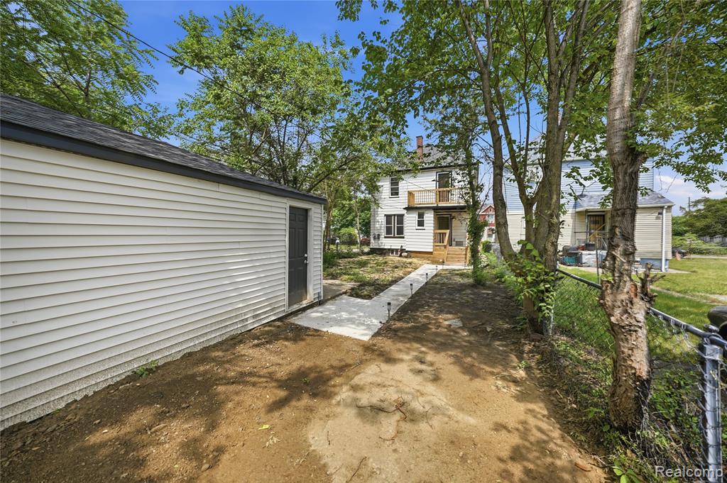 2501 Seyburn Street, Detroit, MI 48214 — Photo 25