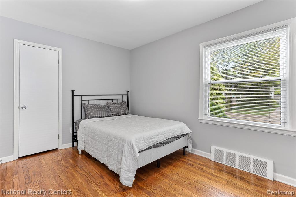 621 S Dorchester Avenue, Royal Oak, MI 48067 — Photo 15
