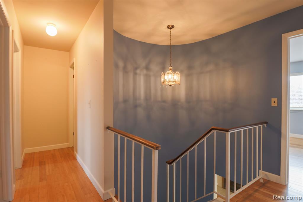 1816 SHIRE, Royal Oak, MI 48073 — Photo 12