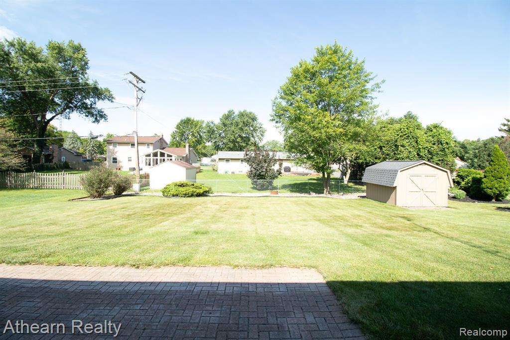 5309 COPLEY SQUARE Road, Grand Blanc, MI 48439 — Photo 4