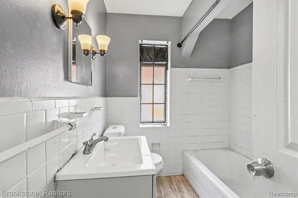 16605 Freeland Street, Detroit, MI 48235 — Photo 14