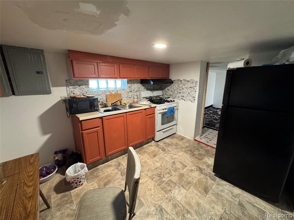 9633 Buffalo Street, Hamtramck, MI 48212 — Photo 42
