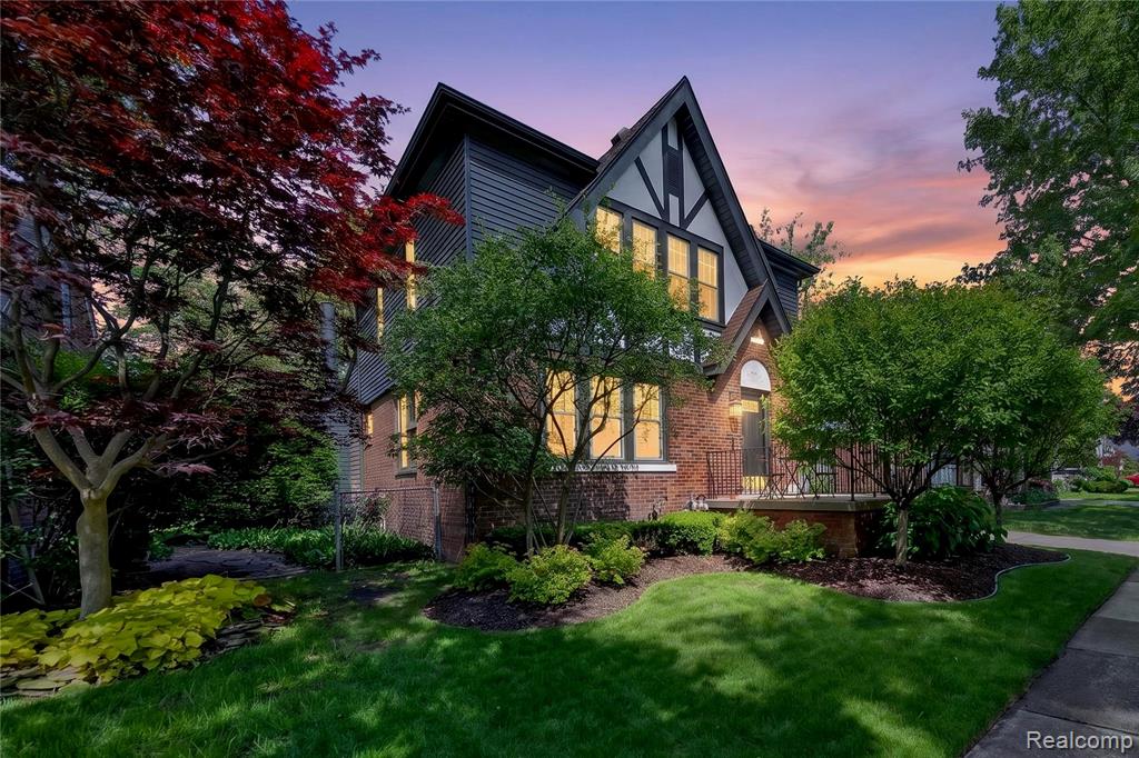 108 Maplefield Road, Pleasant Ridge, MI — Photo 4