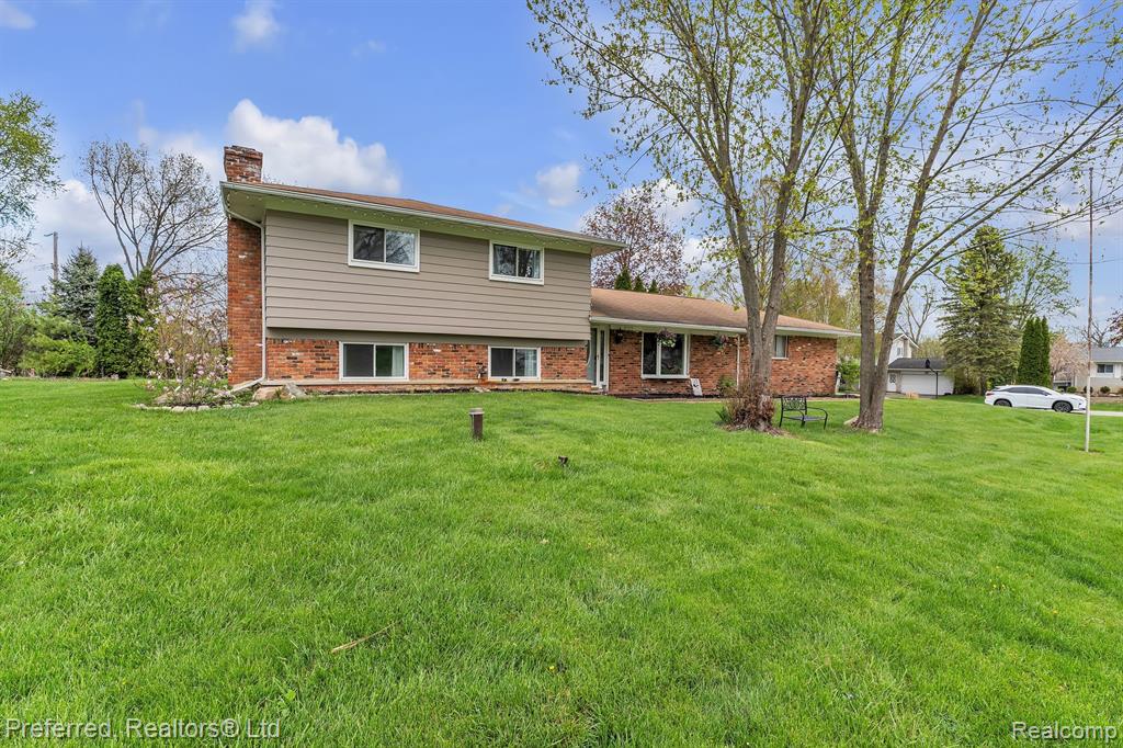 8722 WOODSHIRE Drive, White Lake, MI — Photo 4