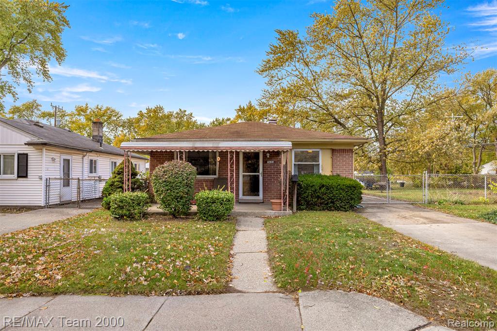 5622 Campbell Street, Dearborn Heights, MI 48125 — Photo 2