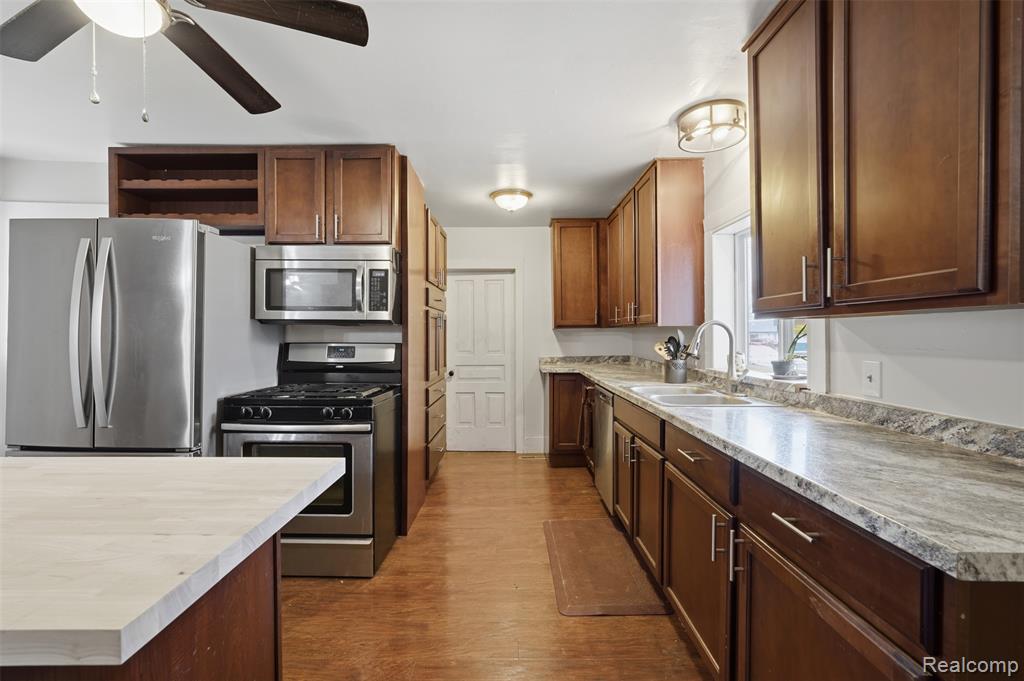 502 E Logan Street, Tecumseh, MI 49286 — Photo 12