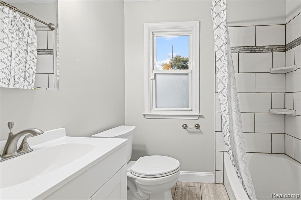530 Mayflower Avenue, Lincoln Park, MI 48146 — Photo 11