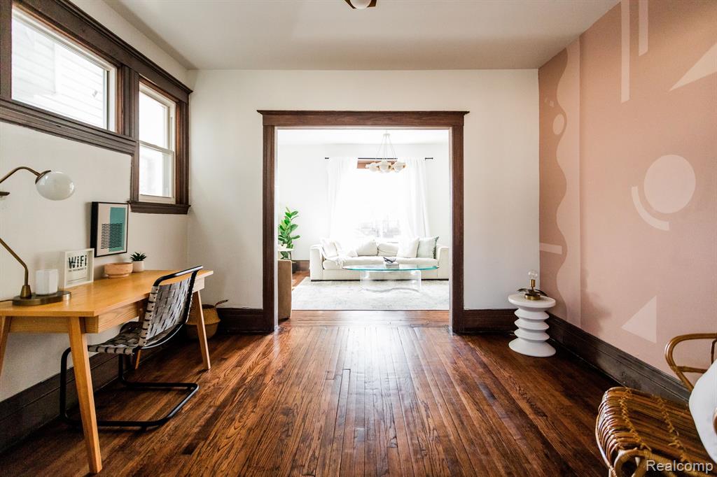 2505 BALDWIN Street, Detroit, MI 48214 — Photo 13