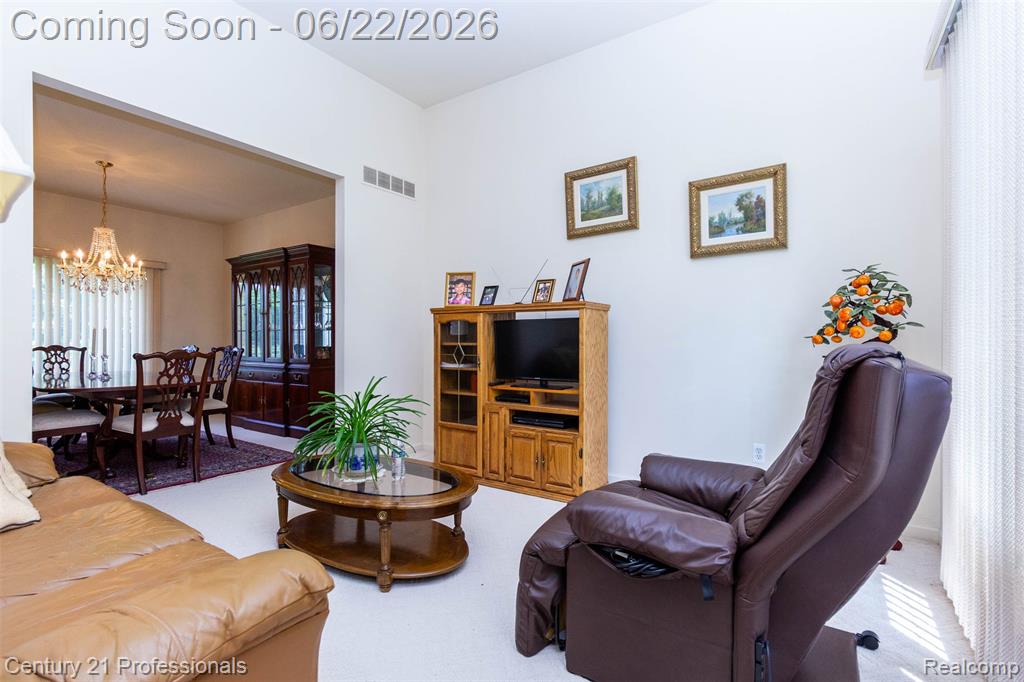 8225 Brookstone Lane, Clawson, MI 48348 — Photo 6