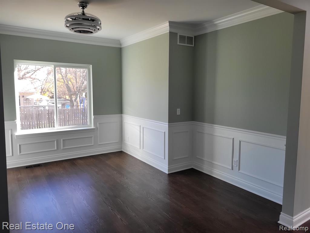 25 FLORENCE Drive, Troy, MI 48098 — Photo 13
