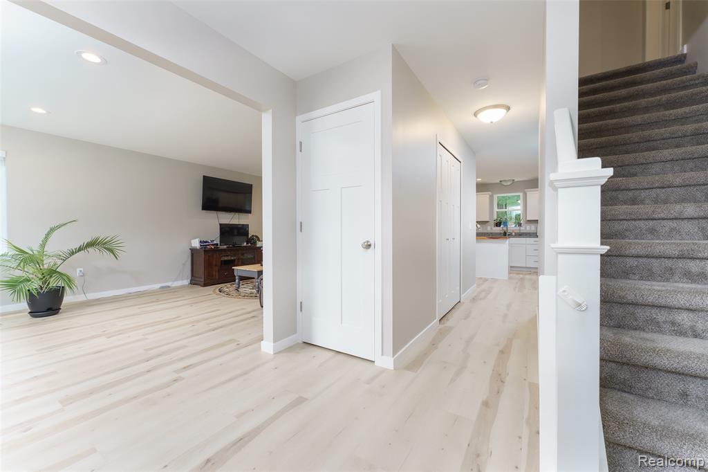 11879 Secluded Ridge Drive, Byron, MI 48418 — Photo 3