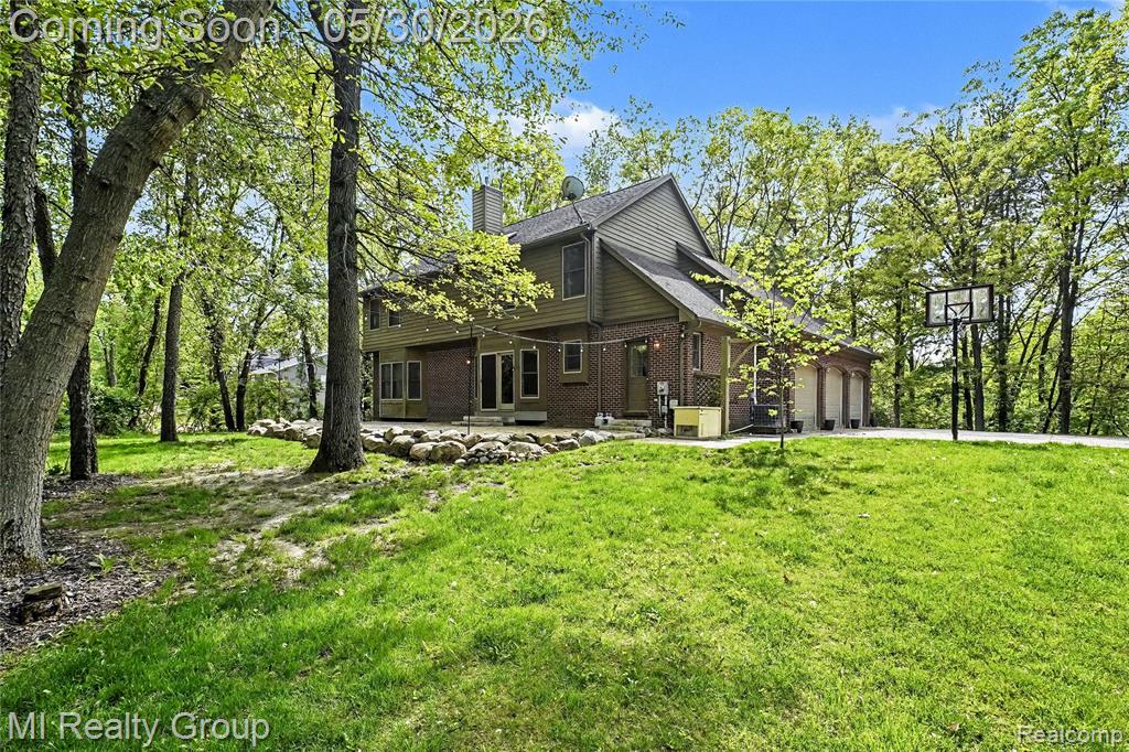 2215 High Meadows Drive, Ortonville, MI 48462 — Photo 45