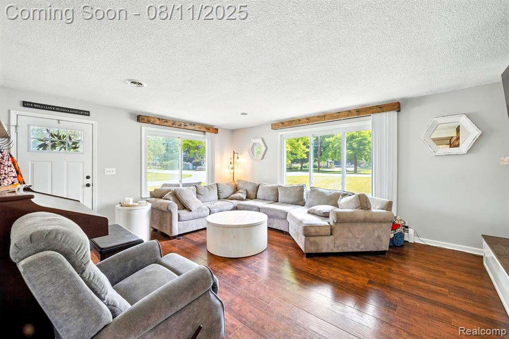 5021 Lakeborn Drive, White Lake, MI 48383 — Photo 3